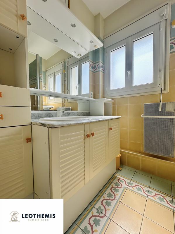 Appartement - 70 m² - 4 pièces