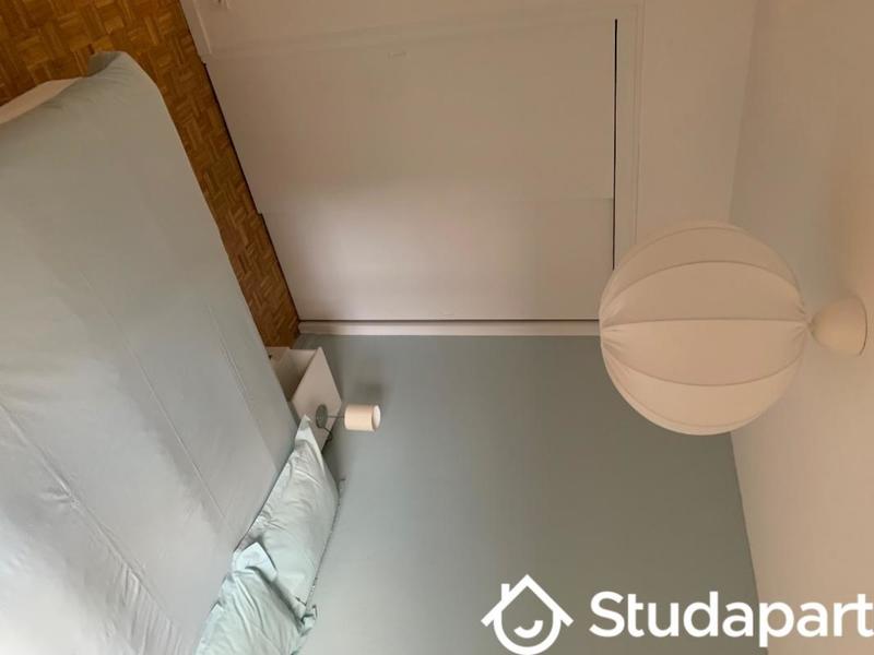 Chambre - 9 m² - 1 pièce