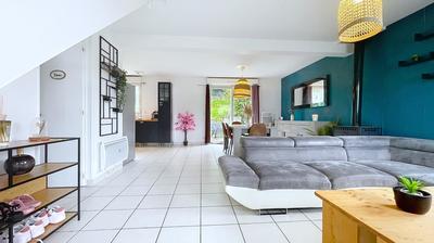 Maison - 75 m² - 5 pièces