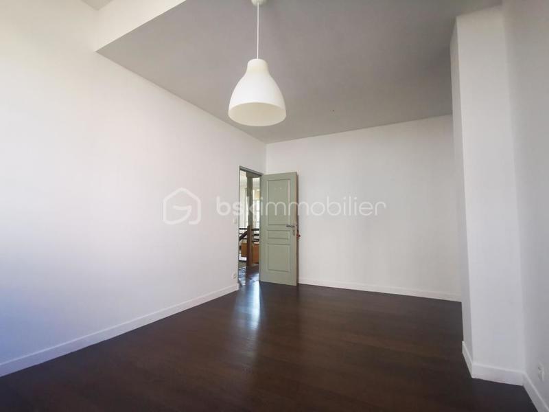 Maison - 159 m² - 7 pièces