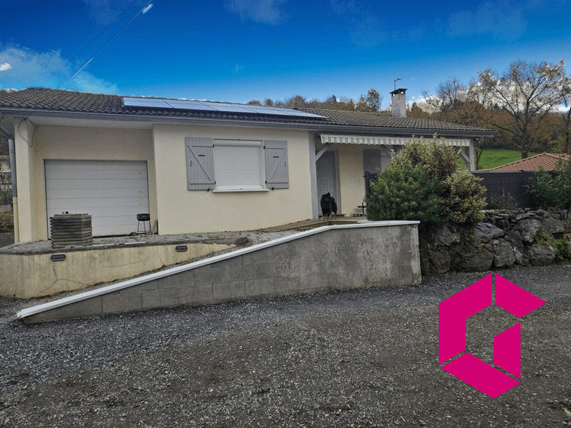 Maison - 95 m² - 4 pièces