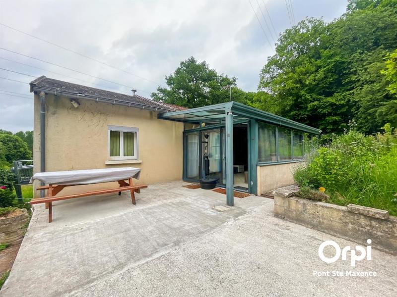 Maison - 186 m² - 6 pièces