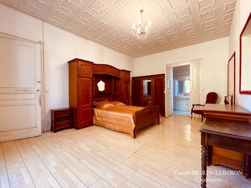 Maison de maîtres - 210 m² - 5 pièces