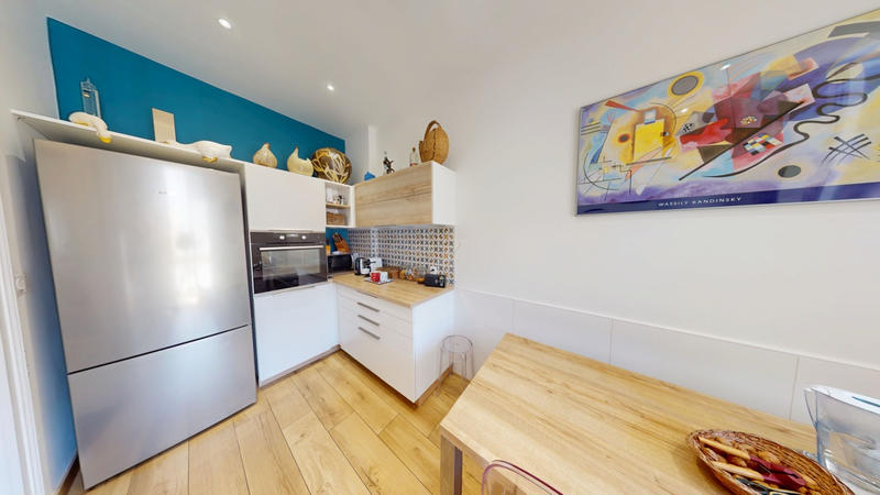 Appartement - 99 m² - 4 pièces