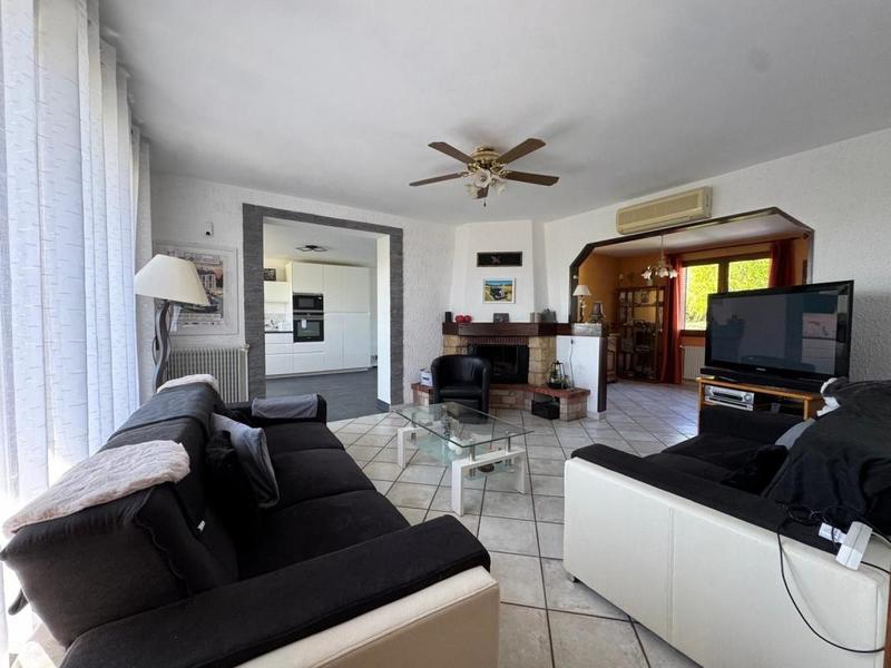 Maison - 139 m² - 7 pièces