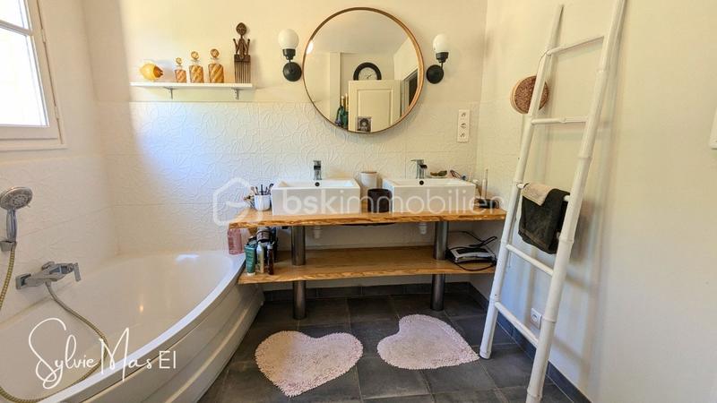 Maison - 190 m² - 6 pièces