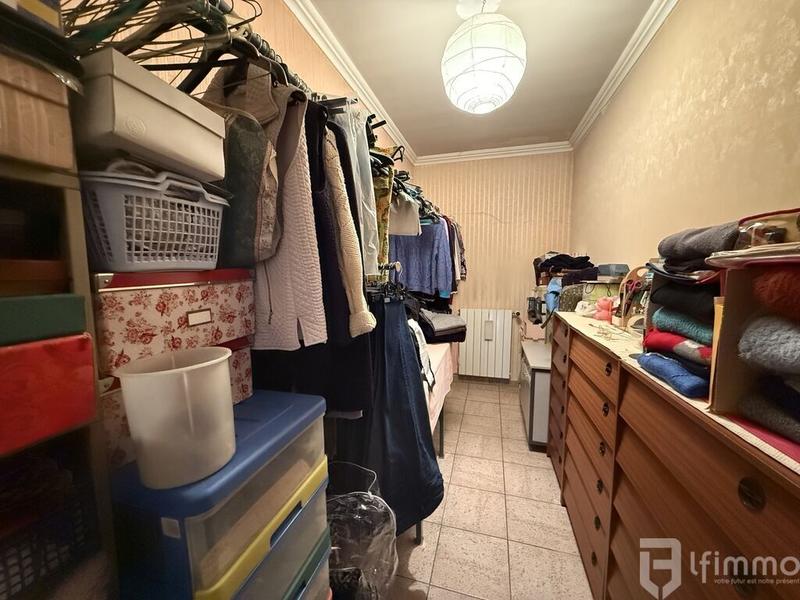 Pavillon - 200 m² - 8 pièces