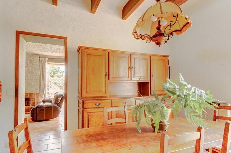 Maison - 230 m² - 8 pièces