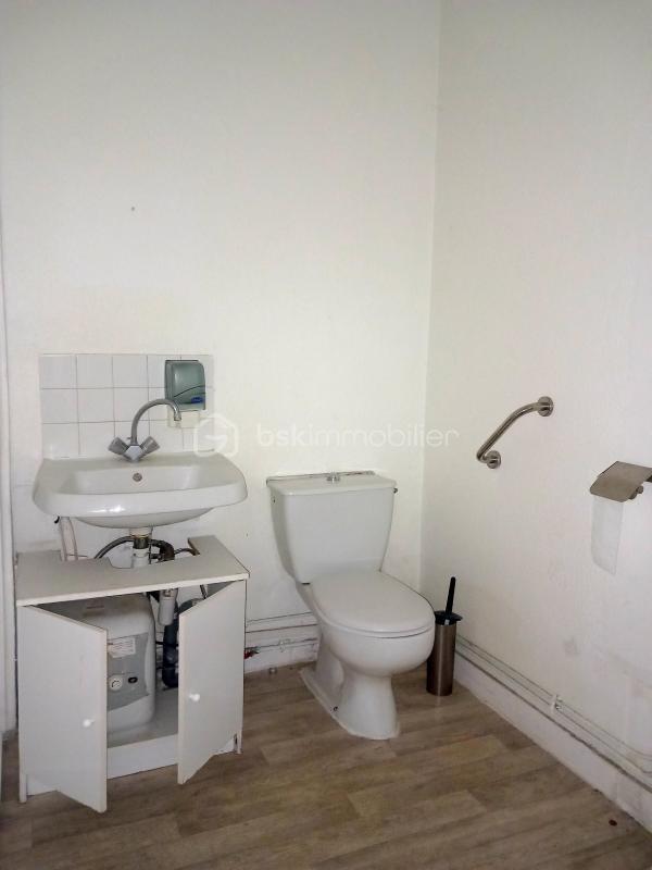 Local commercial - 36 m² - 2 pièces