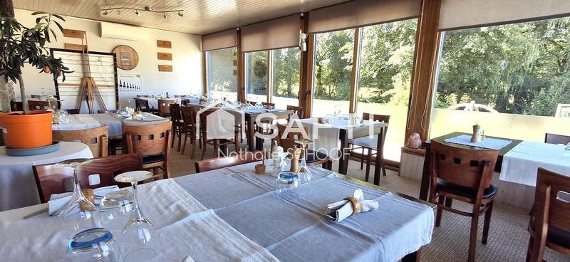 Local commercial - 214 m² - 5 pièces