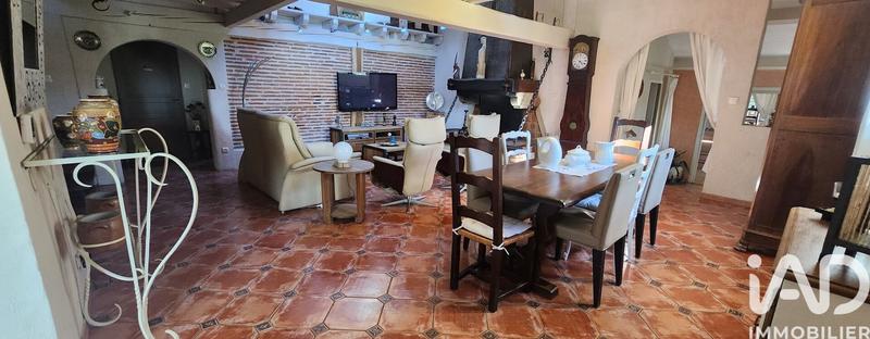 Maison - 436 m² - 9 pièces