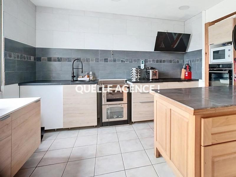 Maison - 149 m² - 7 pièces