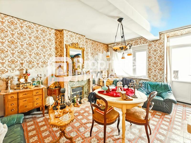 Maison - 97 m² - 5 pièces