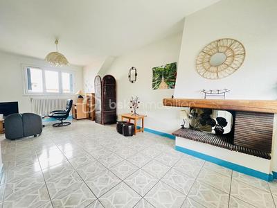 Maison - 143 m² - 7 pièces