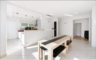 Appartement - 118 m² - 5 pièces