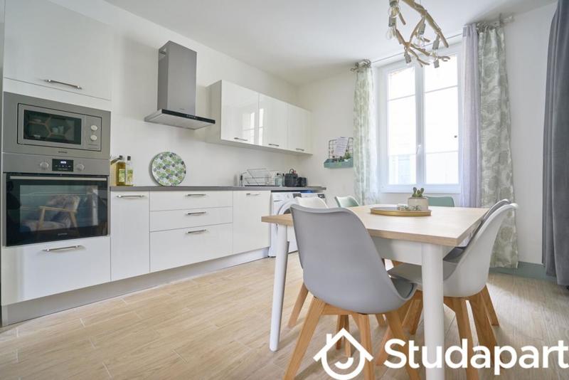 Chambre - 8 m² - 1 pièce