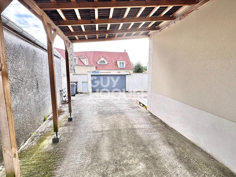 Maison - 106 m² - 6 pièces