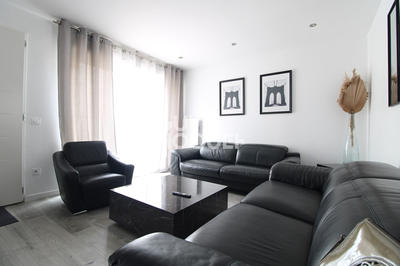 Maison - 101 m² - 6 pièces