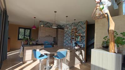 Maison - 165 m² - 6 pièces