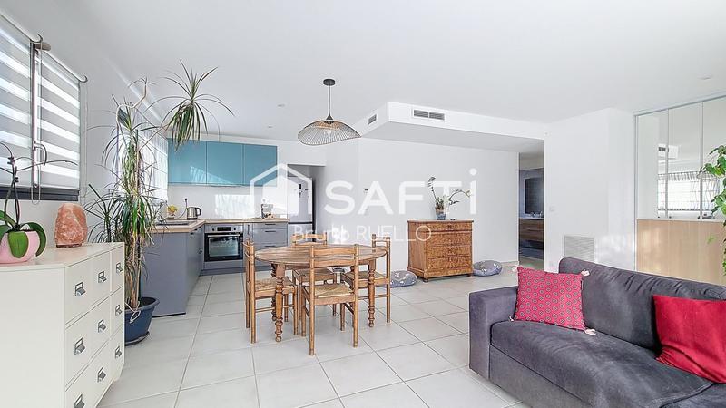 Maison - 86 m² - 4 pièces