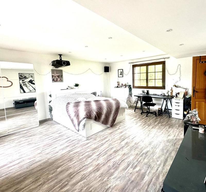 Maison - 288 m² - 6 pièces