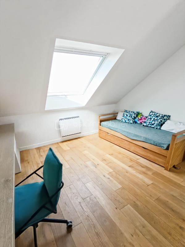 Maison - 190 m² - 9 pièces