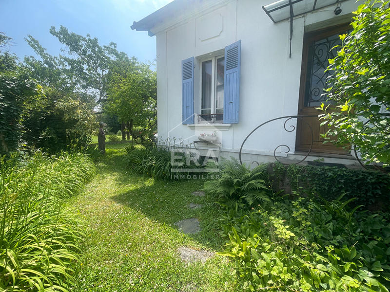 Maison - 95 m² - 6 pièces