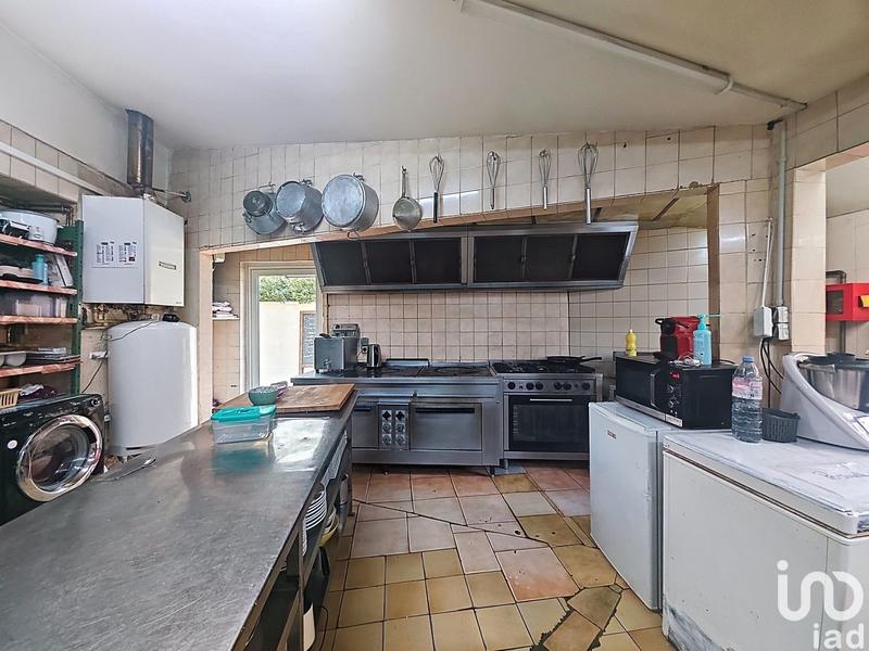 Local commercial - 147 m²