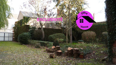 Maison - 240 m² - 10 pièces