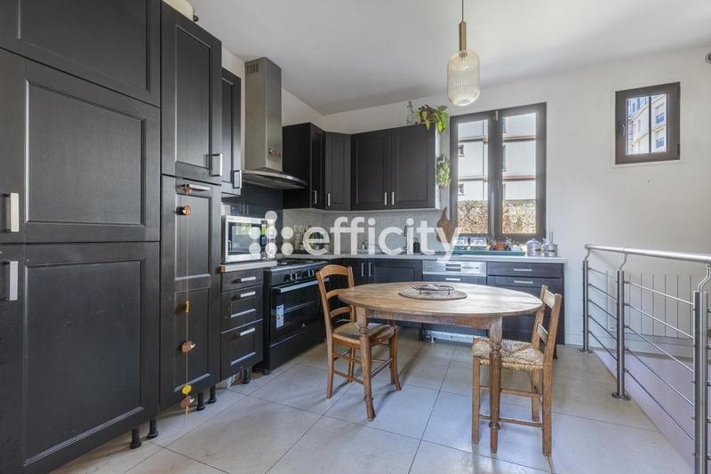 Maison - 87 m² - 4 pièces