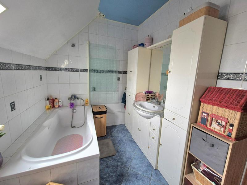 Maison - 114 m² - 6 pièces