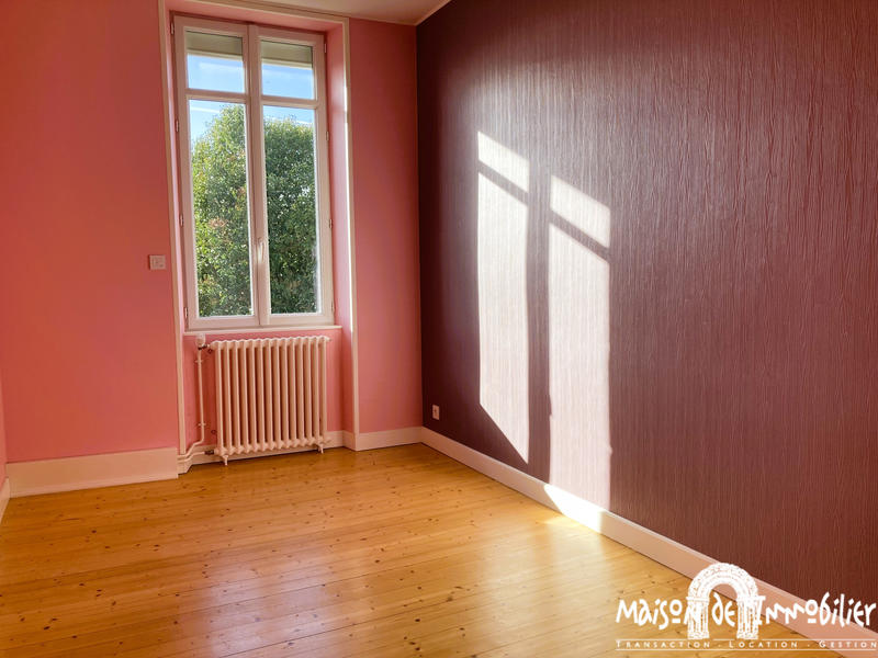 Maison - 285 m² - 7 pièces