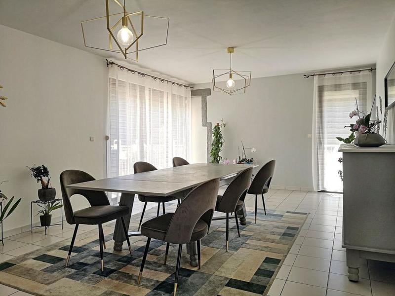 Maison - 126 m² - 6 pièces