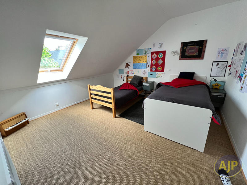 Maison - 135 m² - 7 pièces