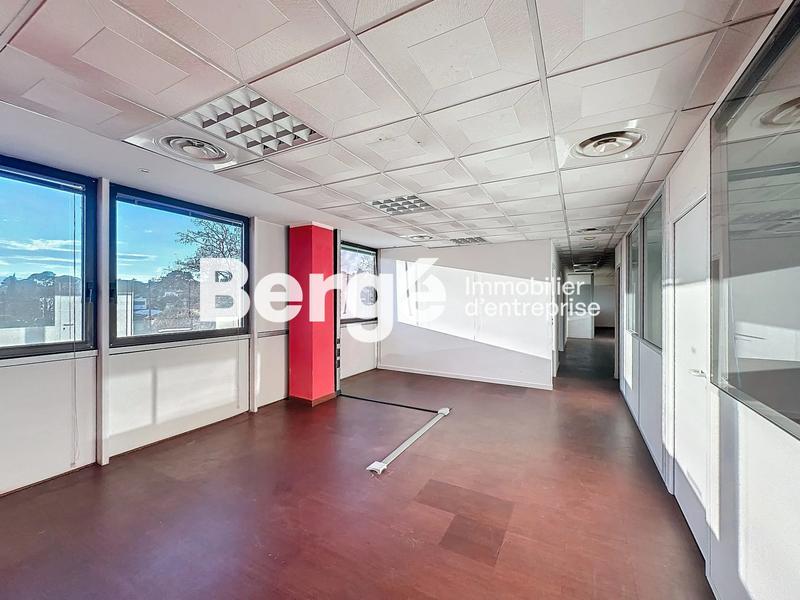 Bureau - 200 m²
