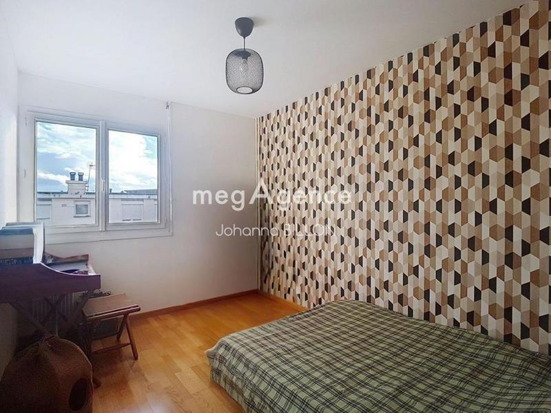 Appartement - 98 m² - 5 pièces