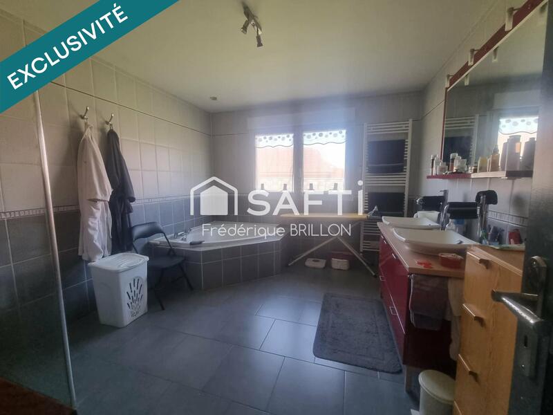 Maison - 184 m² - 5 pièces