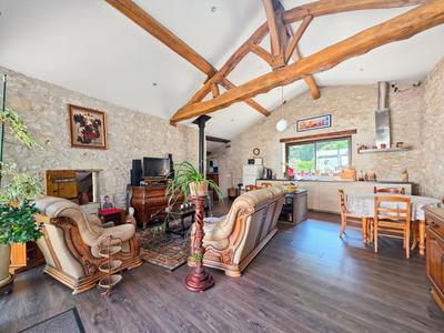 Demeure - 400 m² - 7 pièces