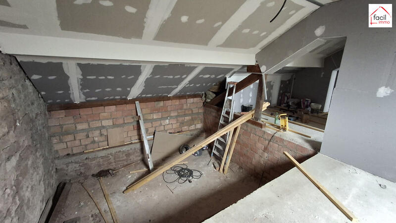 Maison - 140 m² - 6 pièces