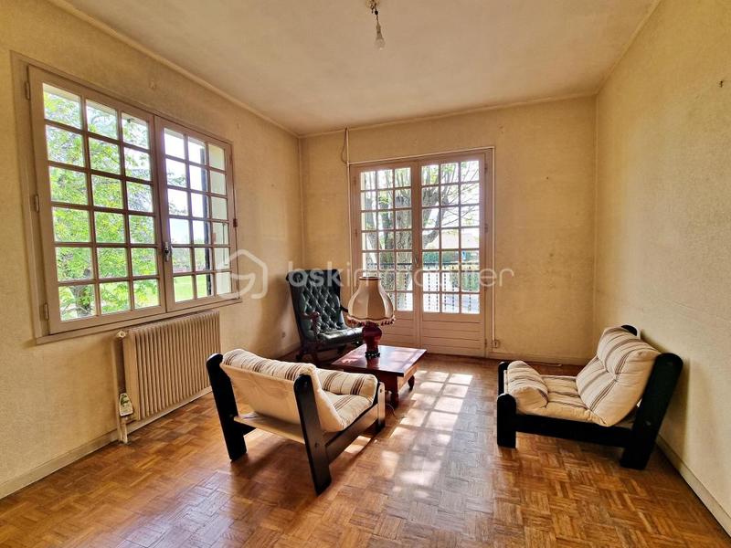 Maison traditionnelle - 195 m² - 6 pièces