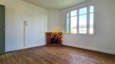 Maison - 80 m² - 3 pièces