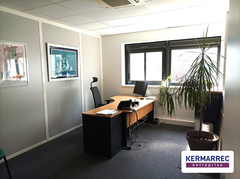Bureau - 148 m²