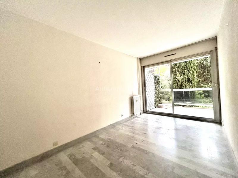Appartement - 81 m² - 3 pièces