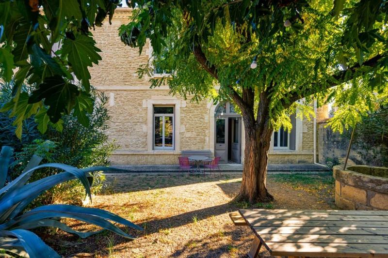 Maison - 230 m² - 8 pièces