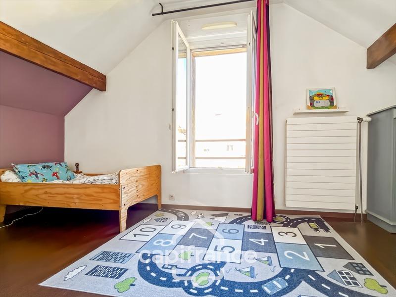 Maison - 110 m² - 6 pièces