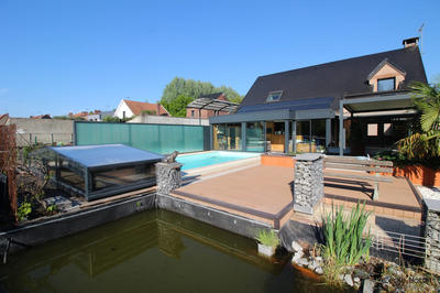 Maison - 248 m² - 6 pièces