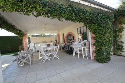 Villa - 220 m² - 7 pièces