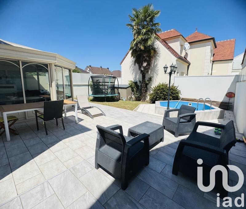 Maison - 153 m² - 7 pièces