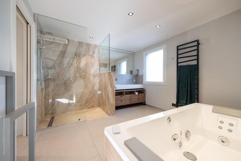 Maison - 234 m² - 5 pièces