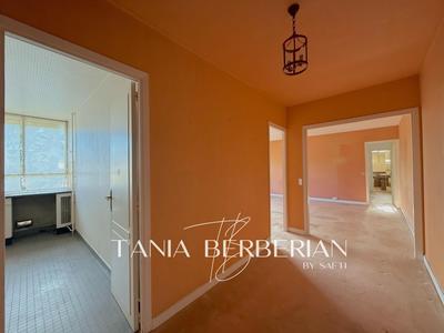 Appartement - 92 m² - 4 pièces